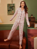 Conjunto de Pijama com Botão e Estampa Xadrez